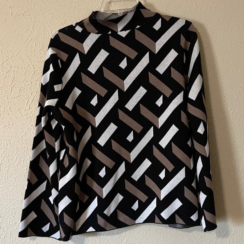 Investments Petite Black, Tan & White knit sweater, Size PL